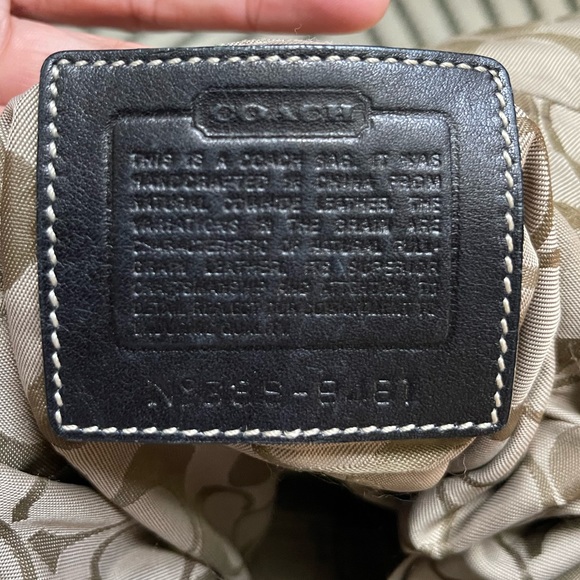 Coach Black Leather Shoulder/ Crossbody Bag - Picture 15 of 16